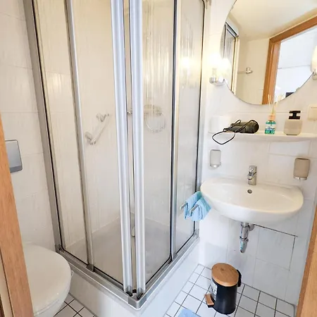 Апартаменты H5 - Urlaubsmagie - Wohlfuehloase Mit Pool Зебниц