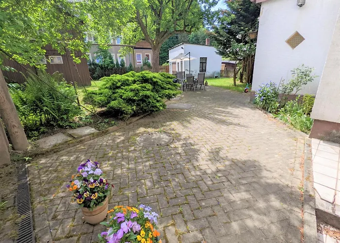 Urlaubsmagie - Ferienwohnung Talruhe - Garten Mit Terrasse & Saisonaler Pool * Sebnitz